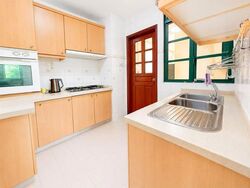 Hillview Heights (D23), Condominium #609414581